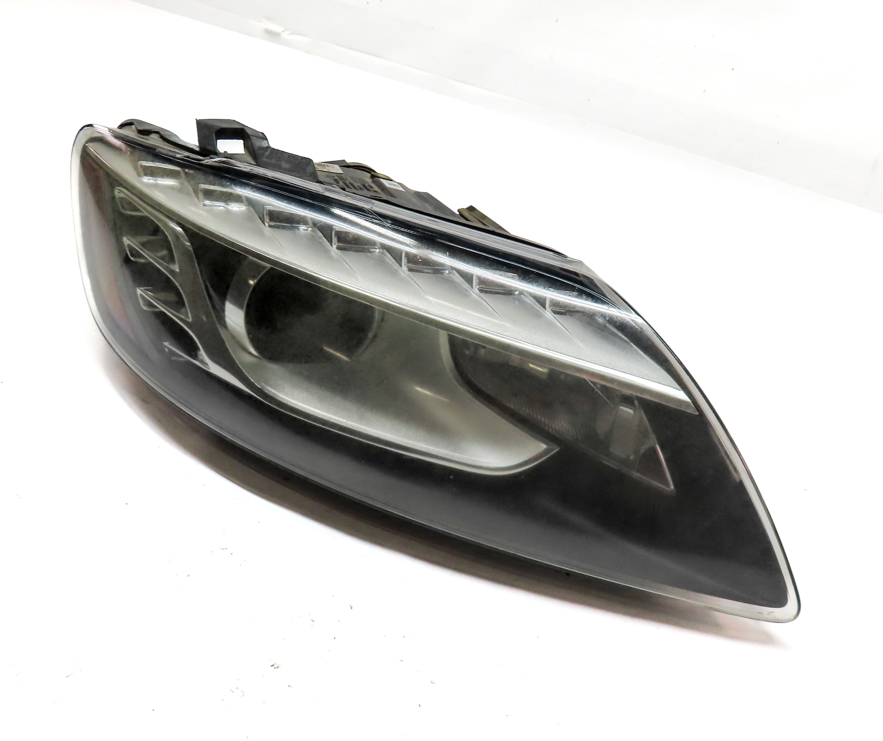 2010-2015 AUDI Q7 (4L) RIGHT PASSENGER XENON HID HEADLIGHT LIGHT LAMP (NON AFS) — exact item pictured
